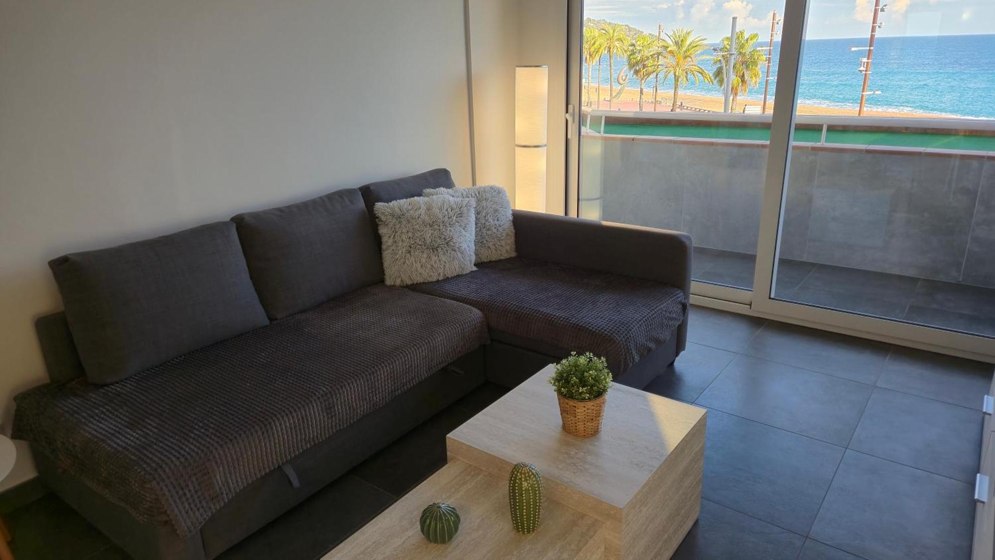Apartments Paradise Lloret Льорет-де-Мар Экстерьер фото