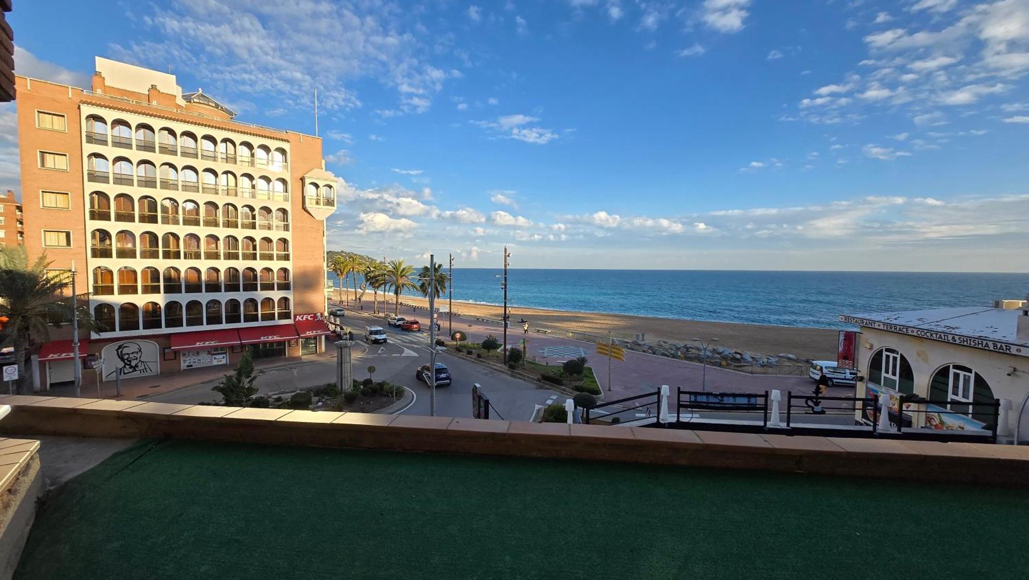 Apartments Paradise Lloret Льорет-де-Мар Экстерьер фото